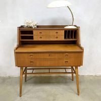 vintage zweeds teakhouten bureau secretaire Scandinavish buro midcentury design desk