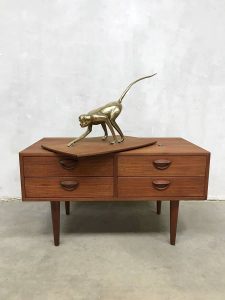mid century modern cabinet tv chest of drawers ladekast Kai Kristiansen