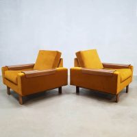 Mid century modern arm chairs luxury lounge fauteuils gold velvet