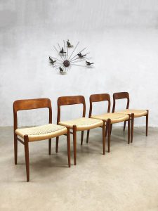 midcentury modern Scandinavian design dining chairs eetkamerstoelen Moller dinner chairs papercord