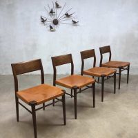midcentury modern Danish dining chairs Wilhkahn eelkamerstoelen tuigleer