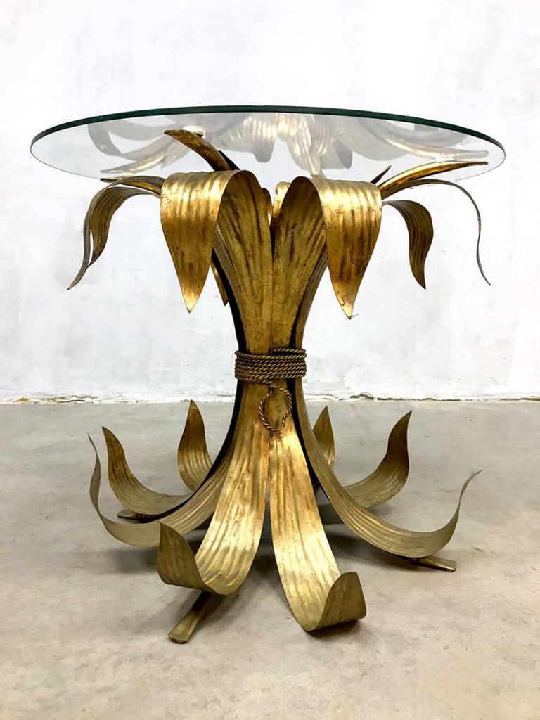 Italian gilt leaf coffee table tole table side table gilded gold bijzettafel