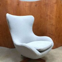 midcentury modern design wingback chair egg chair swivel chair fifties sixties design