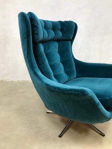 retro egg swivel chair lounge fauteuil blue velvet oorfauteuil