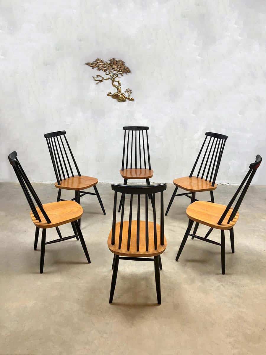snijder prieel aankomst Vintage Dutch design spindle back dinner dining chairs spijlen stoelen  Pastoe | Bestwelhip