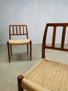 vintage moller eetkamerstoelen dining chairs Niels O moller model 83 stoel