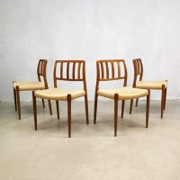 midcentury design Moller eetkamerstoelen dining chairs model 83