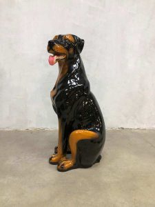 vintage dog hond beeld statue sculpture