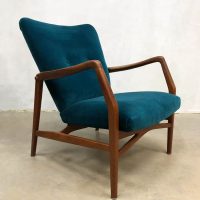 midcentury armchairs luxury blue velvet Danish design lounge fauteuil