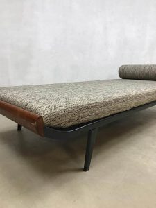 vintage daybed Dutch design Auping Cleopatra daybed Dick Cordemeijer