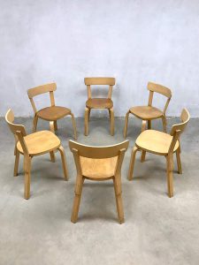 Vintage design dining chair Alvar Aalto eetkamerstoel Artek Finland 69