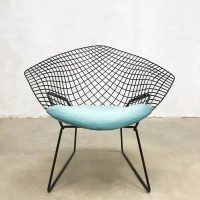 midcentury modern diamond chair American design Harry Bertoia 1950 wire draad fauteuil