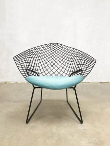 midcentury modern diamond chair American design Harry Bertoia 1950 wire draad fauteuil