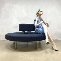 Blue corderoy round sofa seating element zitbank 'infinity circle'