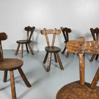 midcentury modern chairs Brutalist stoelen