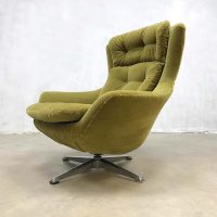 midcentury modern vintage design draai stoel fauteuil swivel chair sixties seventies design