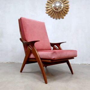 midcentury armchair Gelderland easy chair pink velvet lounge fauteuil