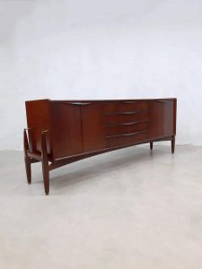 midcentury design cabinet dressoir Danish Scandinavian Deens vintage lowbaord