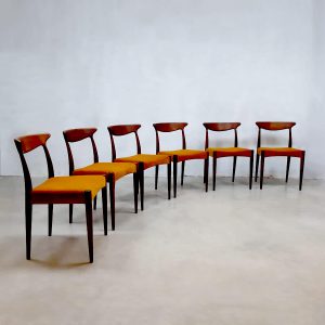 A. Hovmand Olsen Danish design sinner chairs eetkamerstoelen Deens