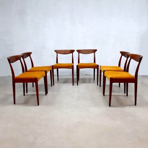 Vintage Danish design dinner chairs Deense stoelen A. Hovmand-Olsen