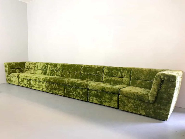Seating group velvet modular elements groene modulaire elementen bank design vintage