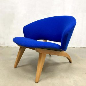 vintage Dutch design congo chair Theo Ruth easy chair Artifort