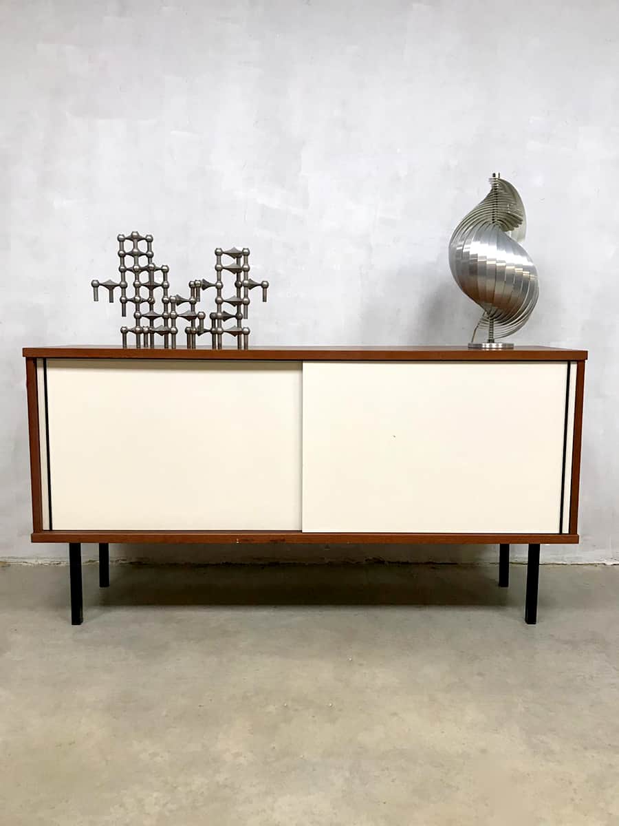 Voorwaardelijk slank teksten Vintage Dutch design sideboard Pastoe dressoir Cees Braakman | Bestwelhip