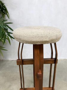 houten krukken kruk barstools stool wooden minimalism cubism vintage Czech