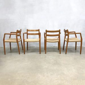 vintage Deens design eetkamerstoelen Niels O Moller dining chairs