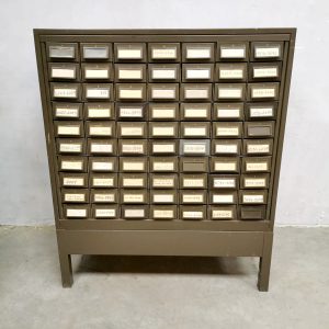 vintage metalen archiefkast industrieel design Industrial file cabinet 1930