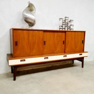 midcentury design kast sideboard cabinet dressoir Deens