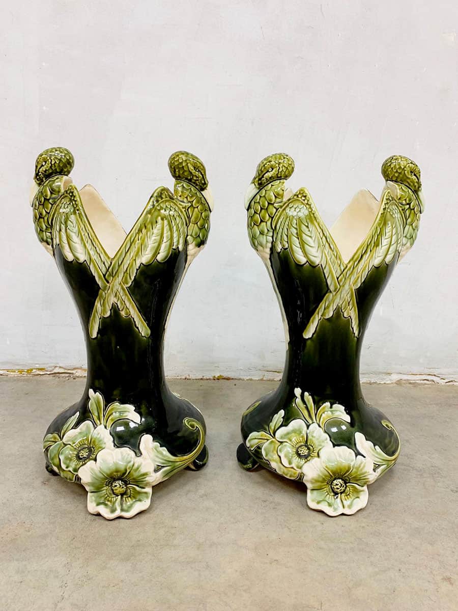 halfrond Macadam angst Art Deco ceramic vase vultures Birds hand made porseleinen vaas | Bestwelhip