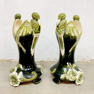 Art Deco ceramic vase vultures Birds hand made porseleinen vaas