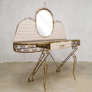 Baroque vintage dressing table French kaptafel Hollywood Regency style