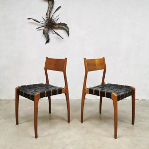 Chairs Danish design stoel Deens vintage Midcentury modern eetkamerstoel