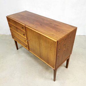 Deens vintage ladekast chest of drawers dressoir cabinet Danish