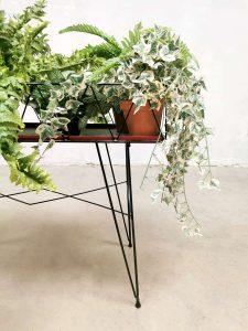 vintage plant stand minimalism Nisse String wire