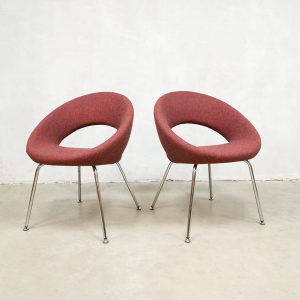 Nina chairs Artifort Dutch design Rene Holten eetkamerstoelen office chairs