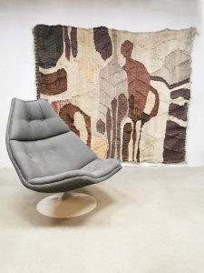 Vintage design swivel chair draaifauteuil Artifort Geoffrey Harcourt F588