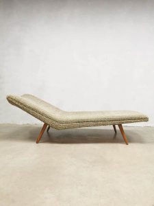 Dutch design vintage sofa daybed Artifort Theo Ruth
