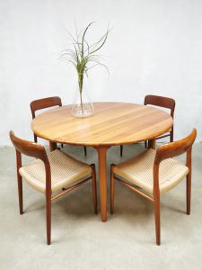 Vintage dining table eetkamertafel Niels O Møller Gudme Mobelfabrik