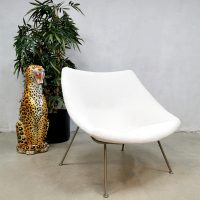 Midcentury vintage design chair Pierre Paulin Oyster lounge fauteuil Artifort