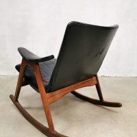 jaren 60 sixties vintage design schommelstoel rocking chair Danish style Deense stijl retro