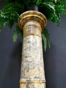 Vintage Italian marble pillar plant stand marmeren plantenstandaard pilaar