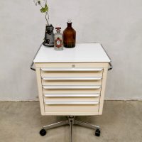 Midcentury Industrial medical cabinet chest of drawers, vintage industriële ladekast 3
