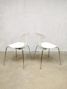 Ross Lovegrove eetkamerstoelen Orbit chairs Bernhardt design