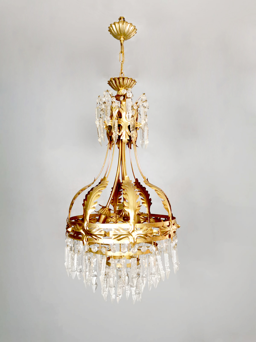 Midcentury gold gilded chandelier kroonluchter 'Hollywood regency luxury'