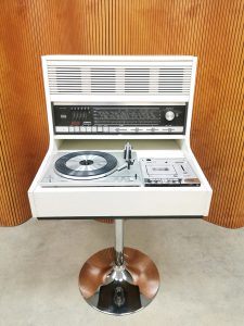 vintage turntable hifi record player music player stereo