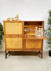 vintage seventies rattan cabinet rotan dranken kast