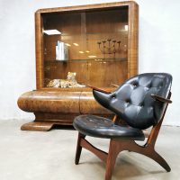 Unique Art Deco display cabinet vitrinekast 'Graceful showcase'